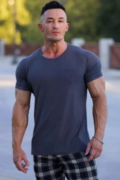 Youngla 422 Fitted Delt Tee<Men Shirts