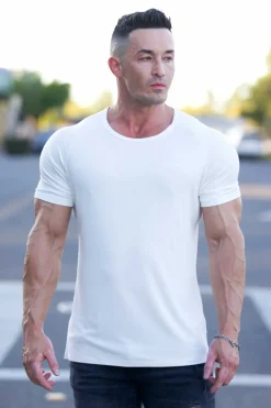 Youngla 422 Fitted Delt Tee<Men Shirts