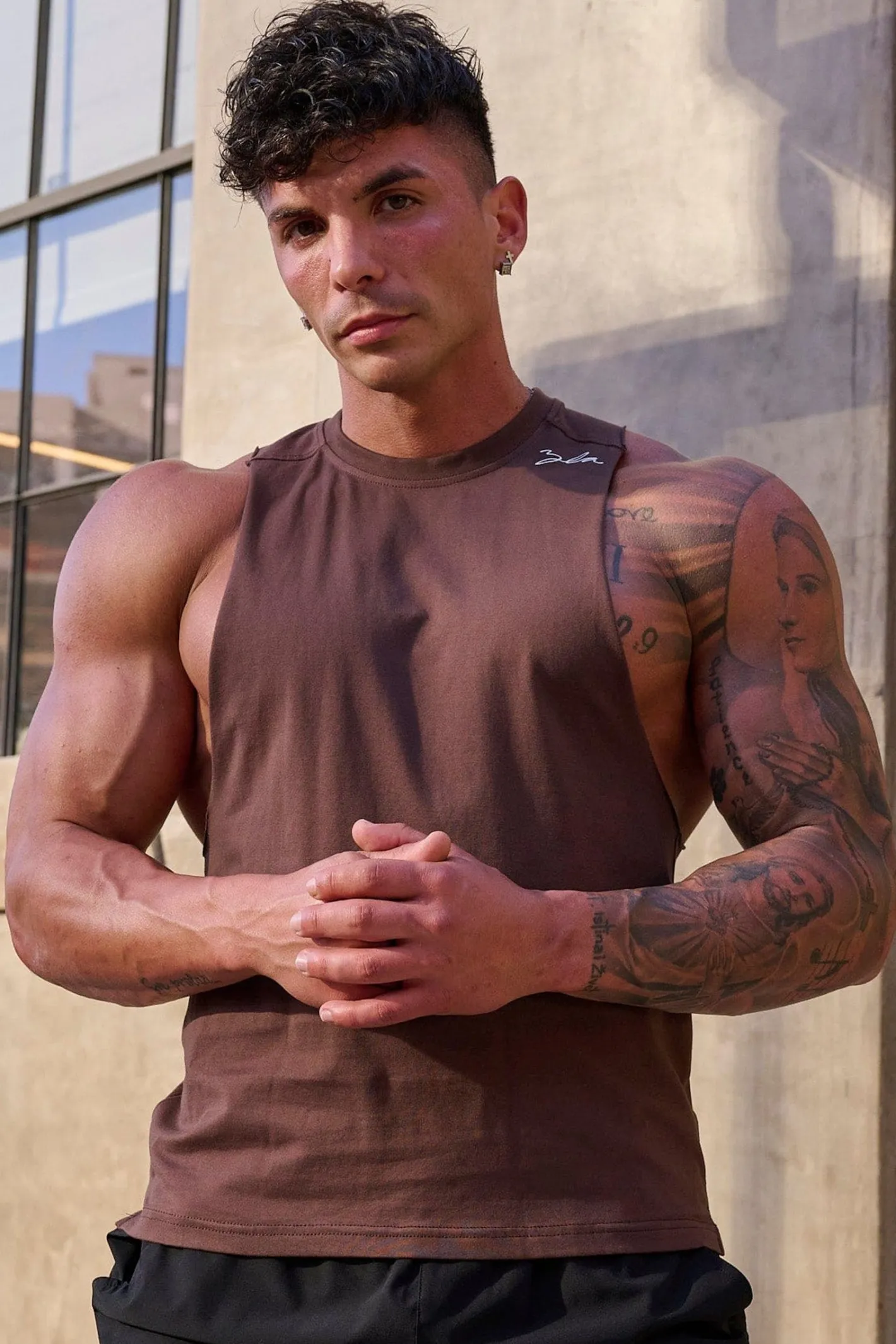 Youngla 338 Offset Delt Tanks<Men Tanks