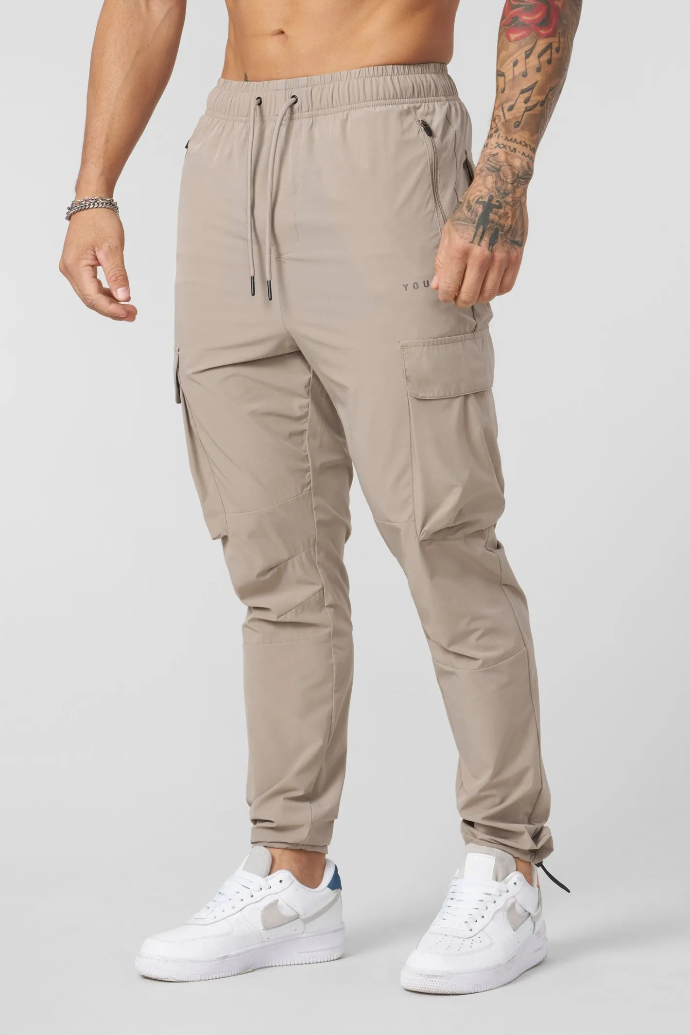Youngla 218 Travel Cargo Joggers New Colors<Men Joggers