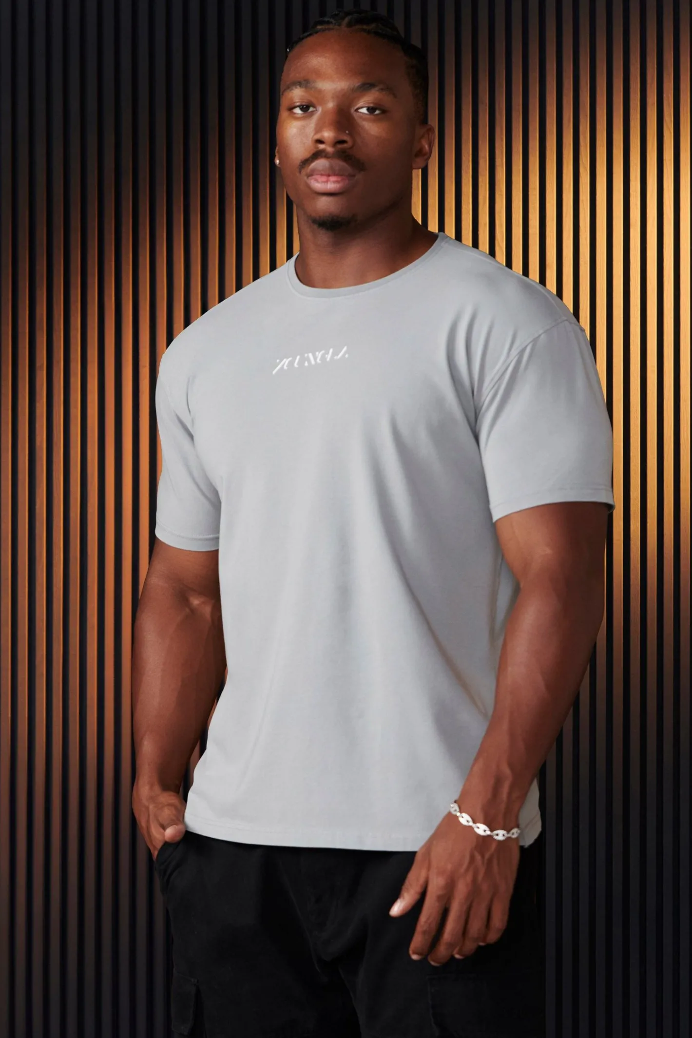 Youngla 470-Abstract Tees<Men Shirts