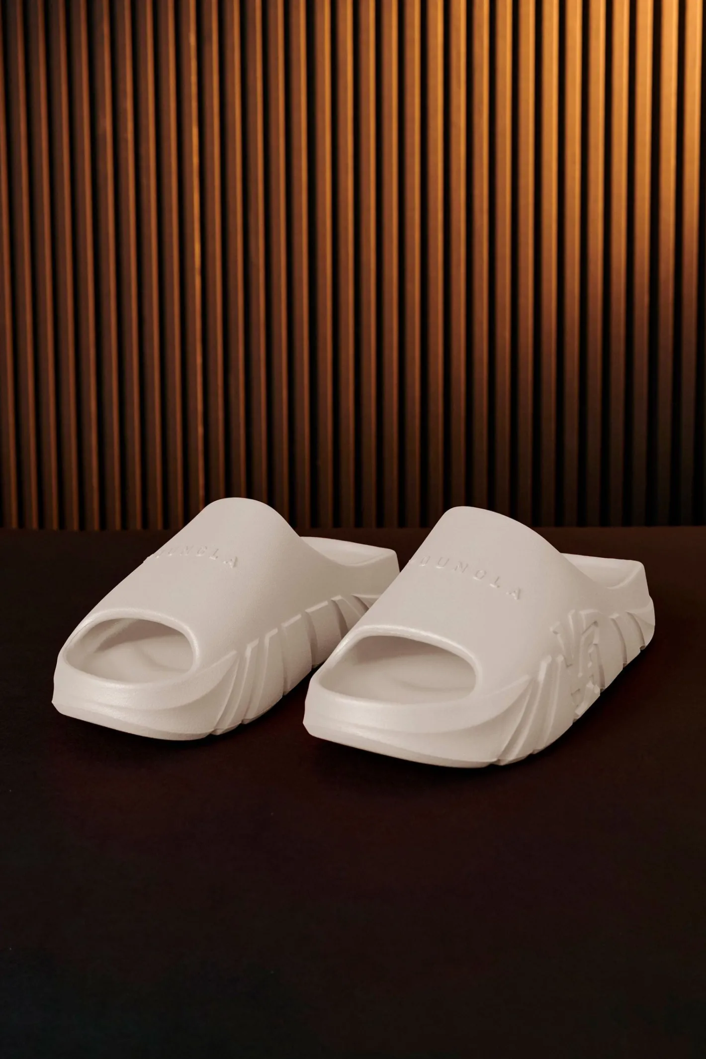 Youngla 960-Cloud 9 Slides<Men Accessories