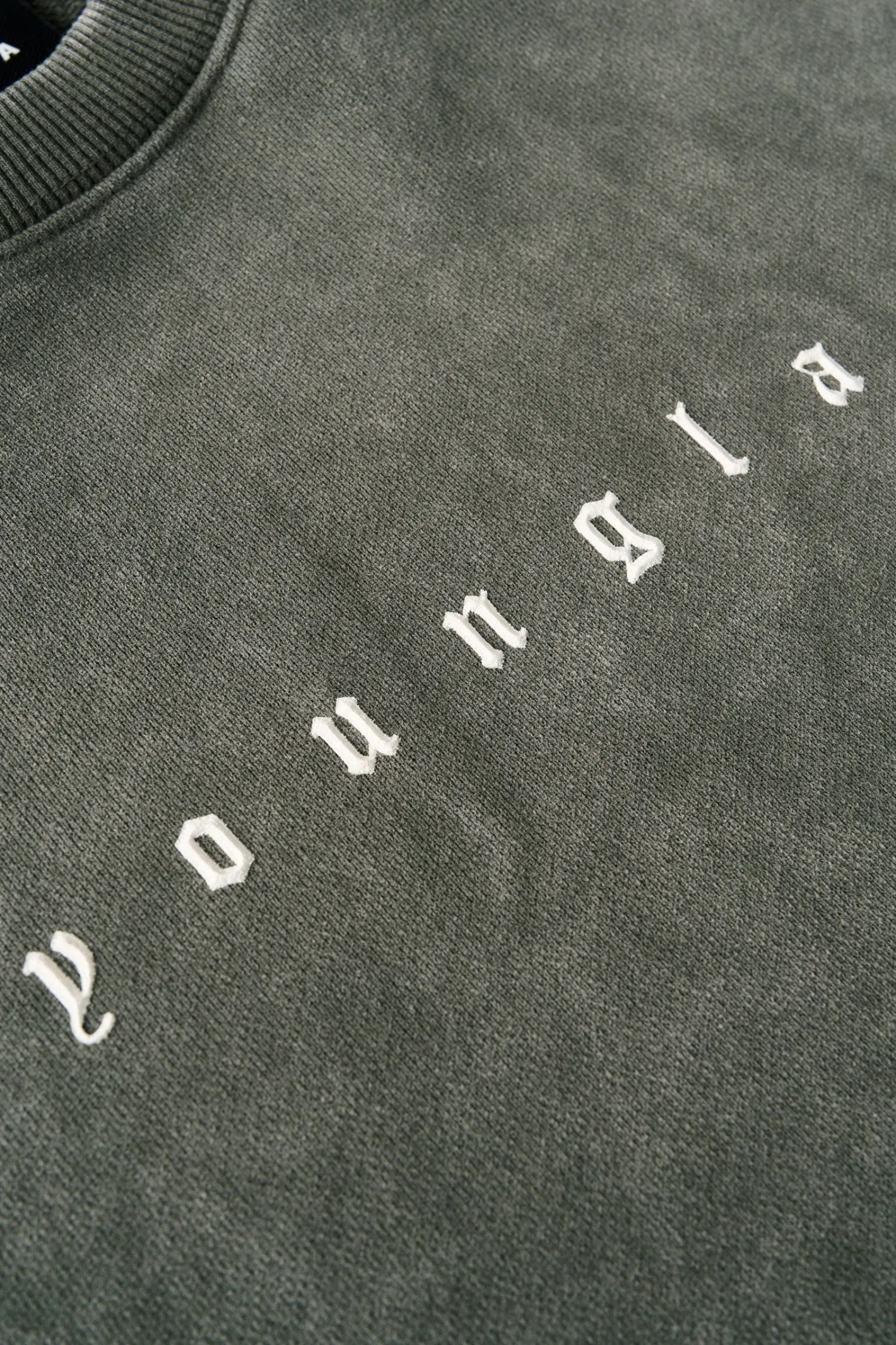Youngla 5099-Love Sets-Crewnecks<Men Outerwear