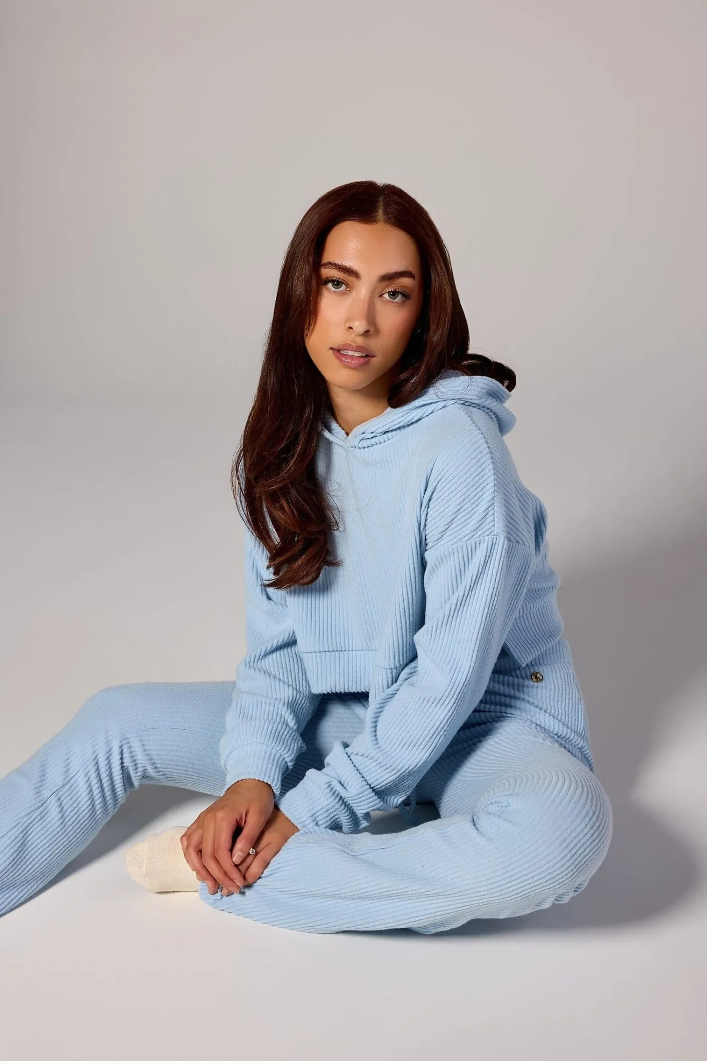 Youngla W545 Ava Crop Hoodie<Women Outerwear