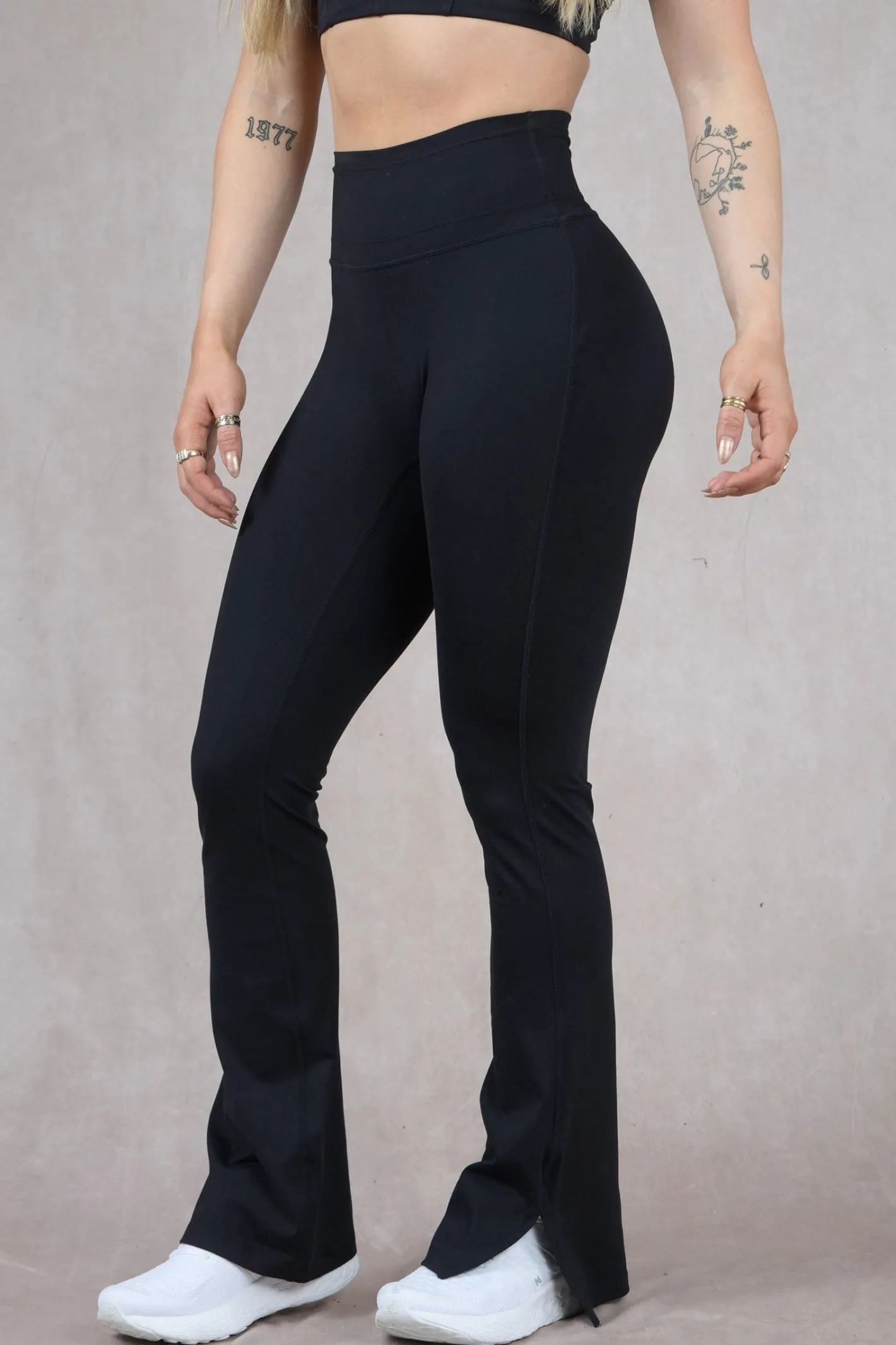 Youngla W213-Asana Flare Leggings<Women Leggings