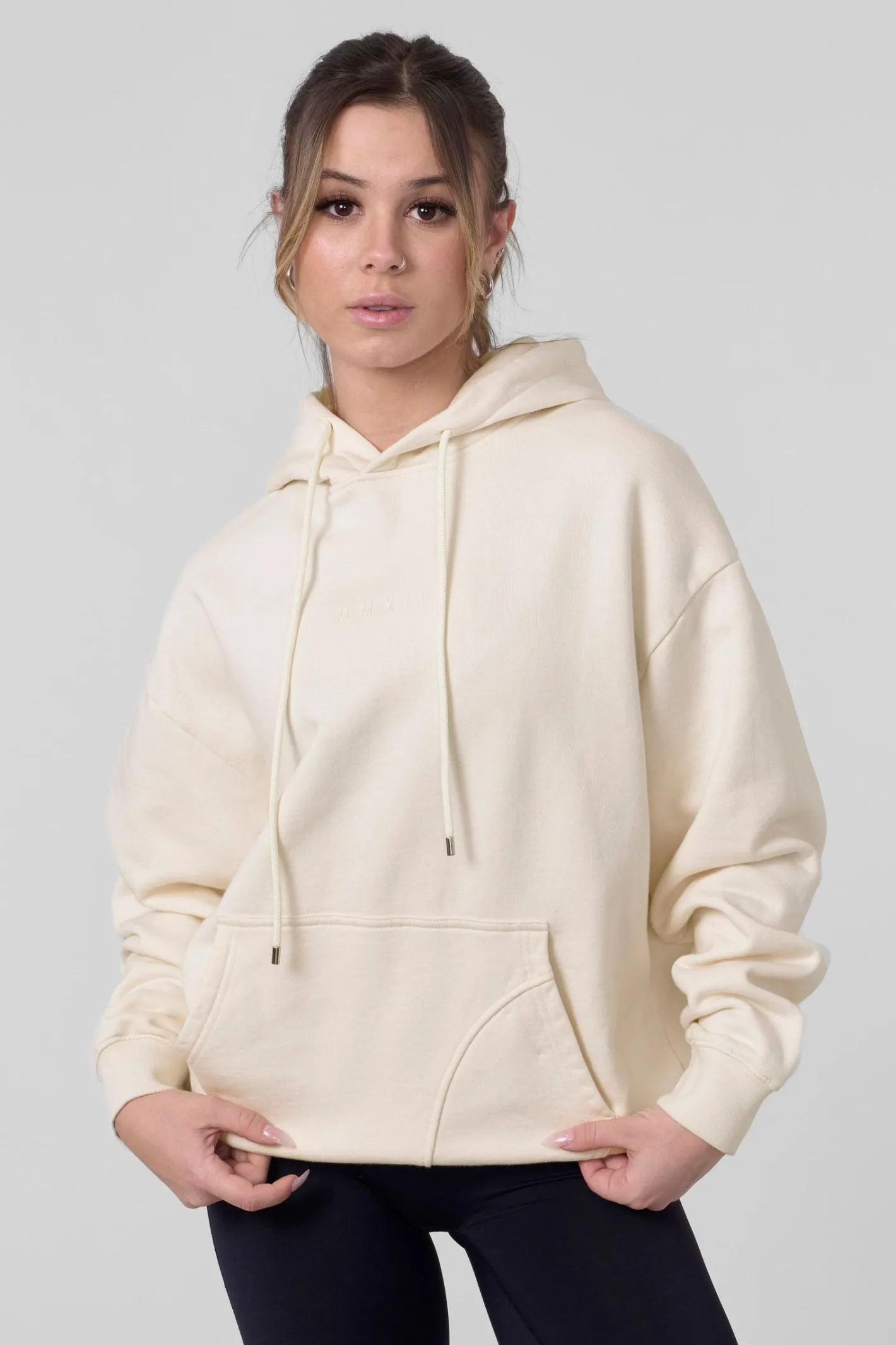 Youngla W518-Minimal Hoodie<Women Outerwear