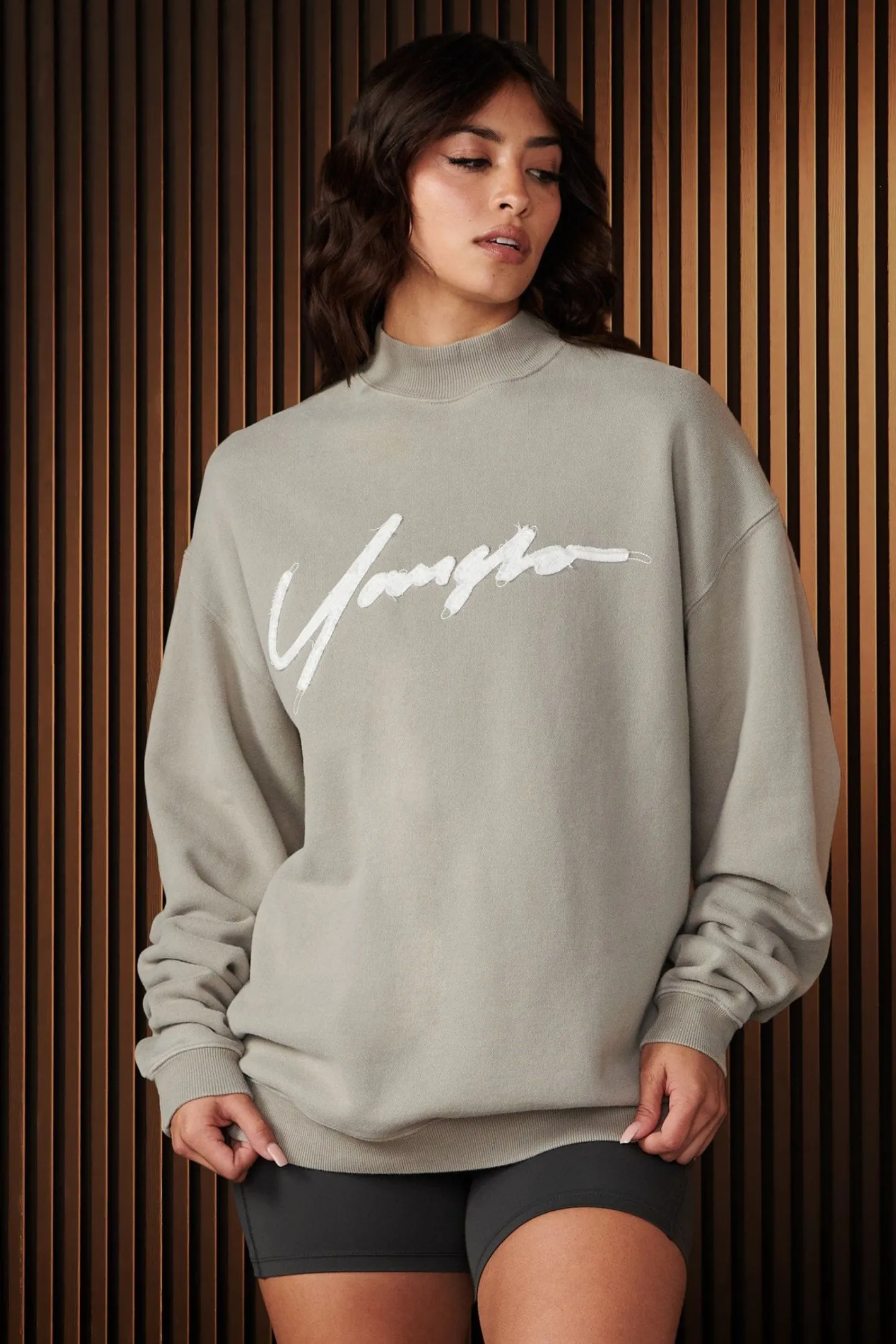 Youngla W521-Urban Crewneck<Women Outerwear