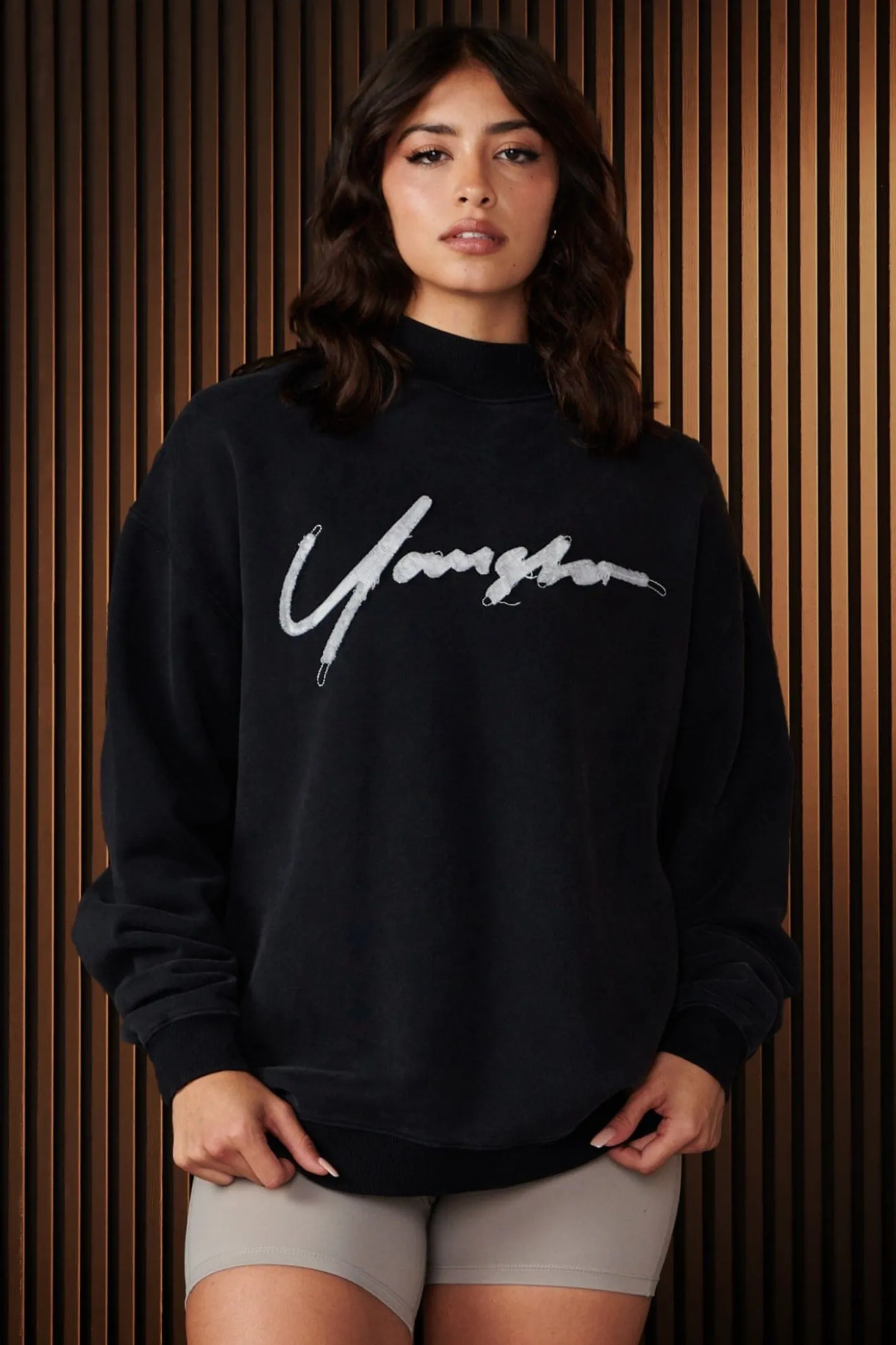 Youngla W521-Urban Crewneck<Women Outerwear