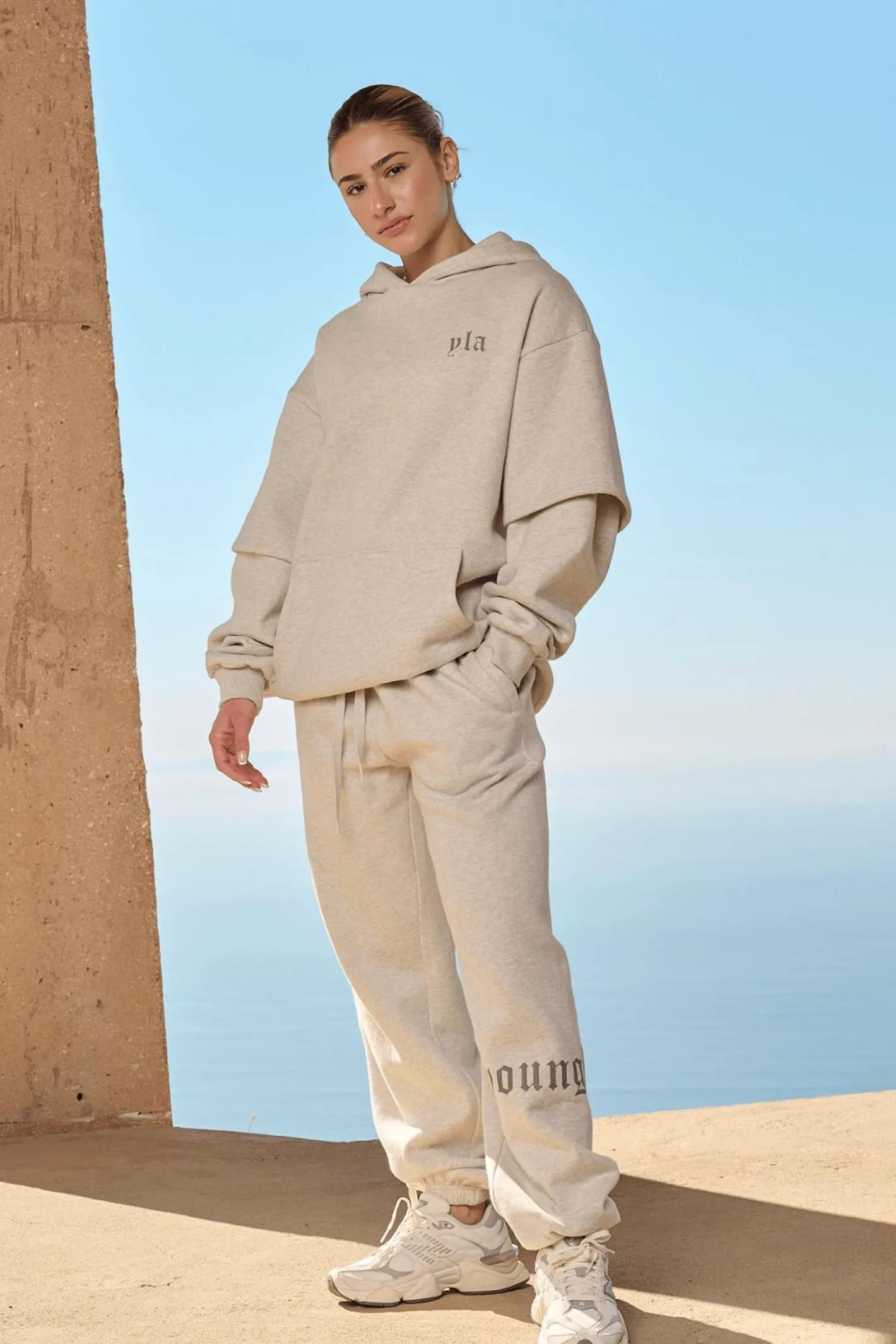 Youngla W520-Urban Layer Hoodie<Women Outerwear